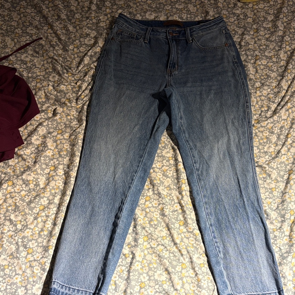 Judy Blue Light Wash Straight Leg Jeans size 5